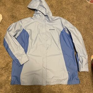 Womens two toned blue Omni-Tech lightweight jacket
